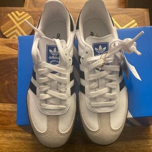 Women’s Adidas Samba’s classic White and Black Sneakers